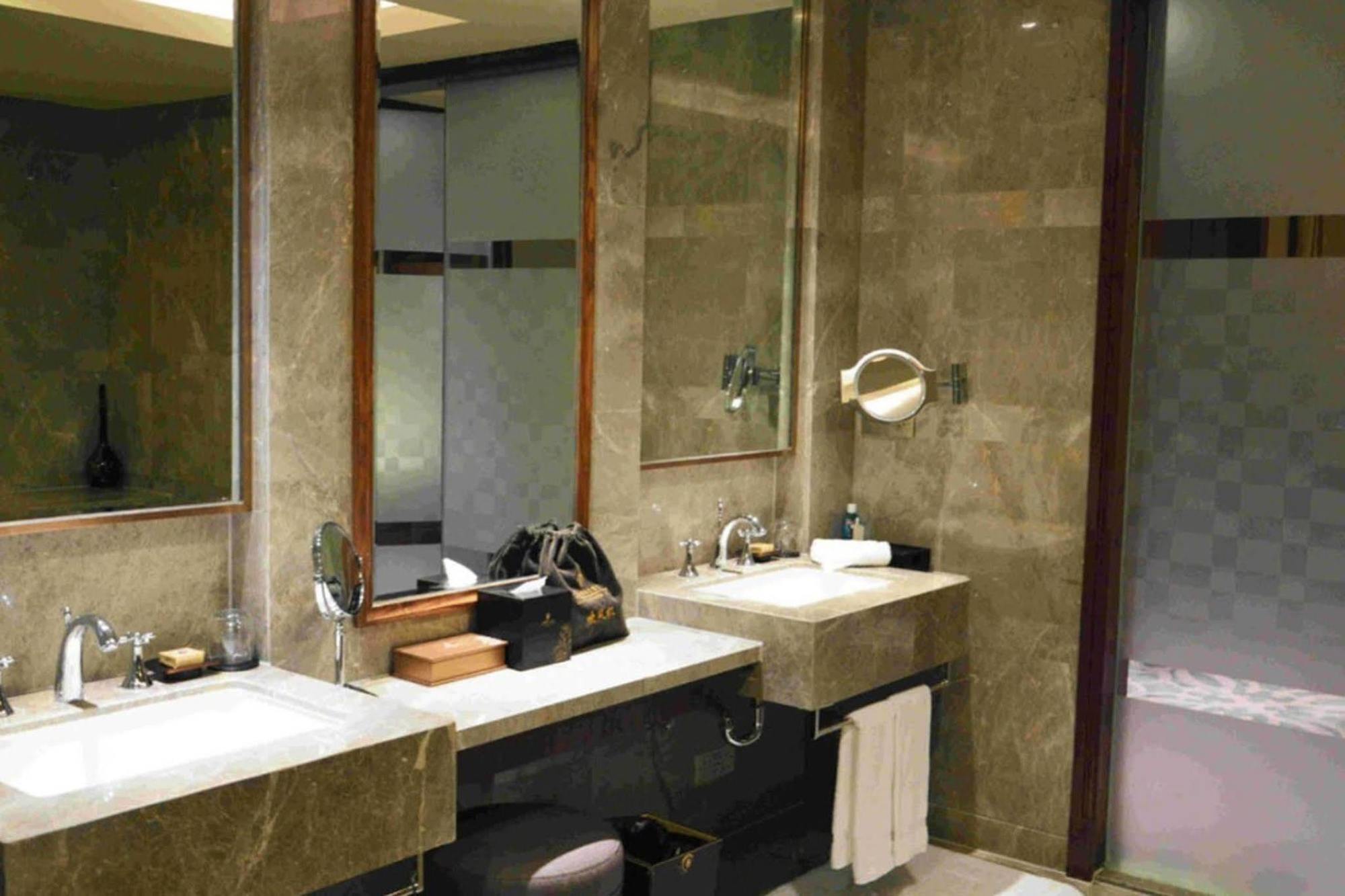 Luxury Blue Horizon Hotel Dongying Luaran gambar